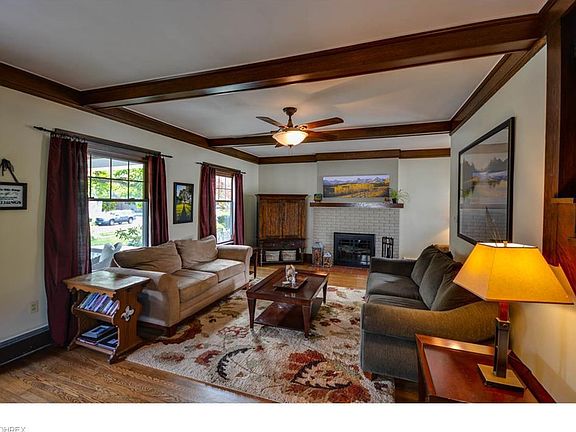 4th image of 1080 Forest Cliff Dr