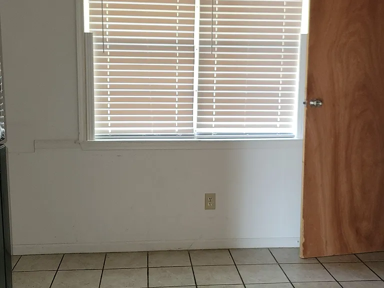 3519 Kindling Dr — Photo 6