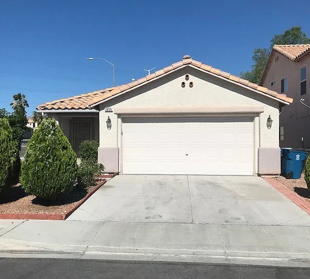 3955 Coyote Brush Ct — Photo 2