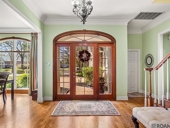 3rd image of 652 Plantation Ridge Ln