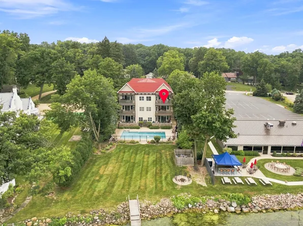 378 S Lawson Dr, Green Lake, WI 54941