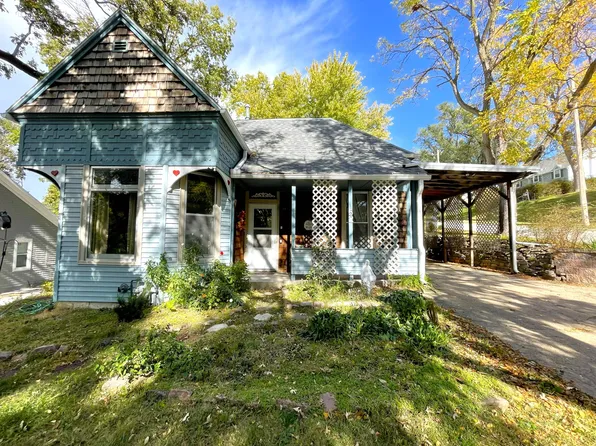 52 Gould Ave, Council Bluffs, IA 51503