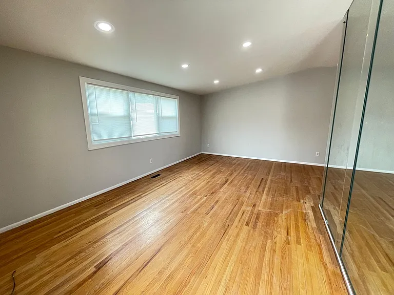 436 Densmore Rd — Photo 8