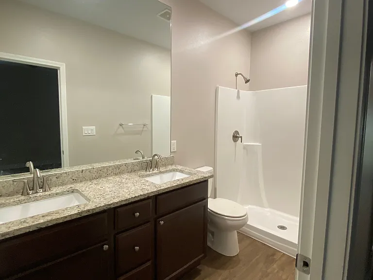 2548 Garden Dr — Photo 9