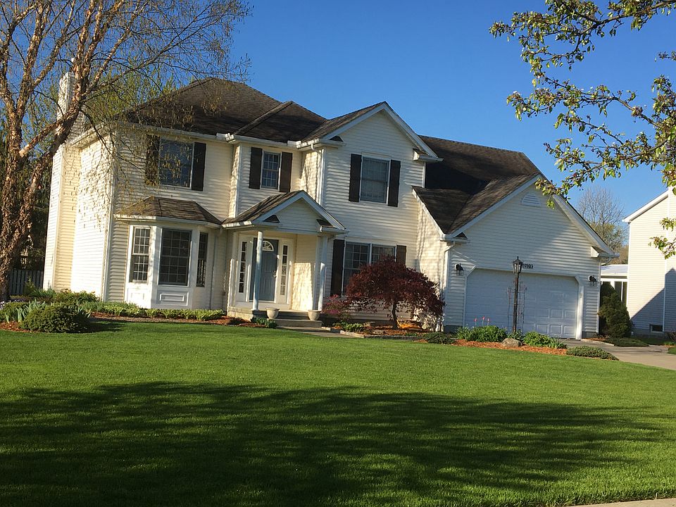 1st image of 33099 Heartwood Ave