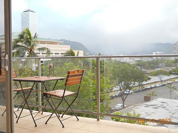 3rd image of 1645 Ala Wai Blvd APT 501