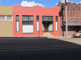 103 N Broadway St, McComb, MS 39648