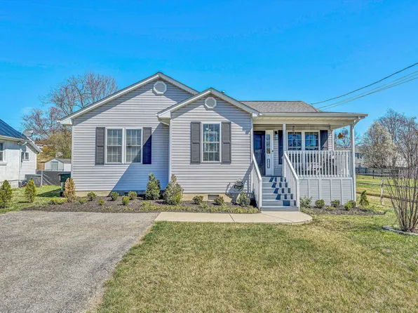 512 Goodwin Ave, Salem, VA 24153