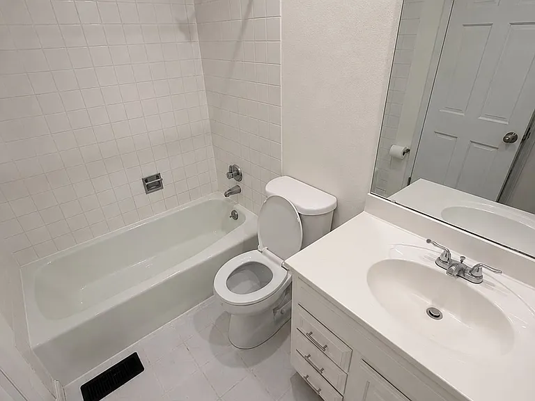 812 Samone Ct — Photo 7