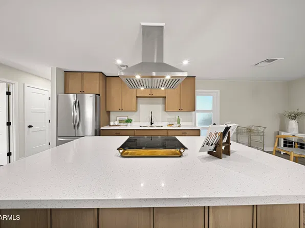 3030 N 41ST Drive, Phoenix, AZ 85019