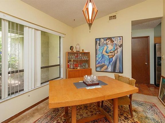 3rd image of 8701 Alegre Cir