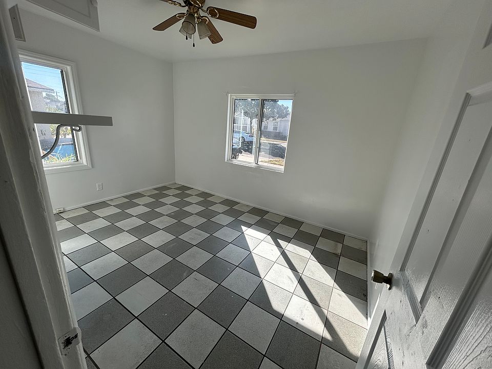 2nd image of 2039 W 146th St