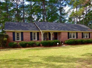 1712 Dawson Rd, Albany, GA 31707