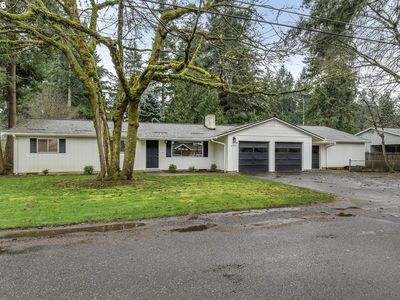 6096 Harrington Ave, Lake Oswego, OR, 97035