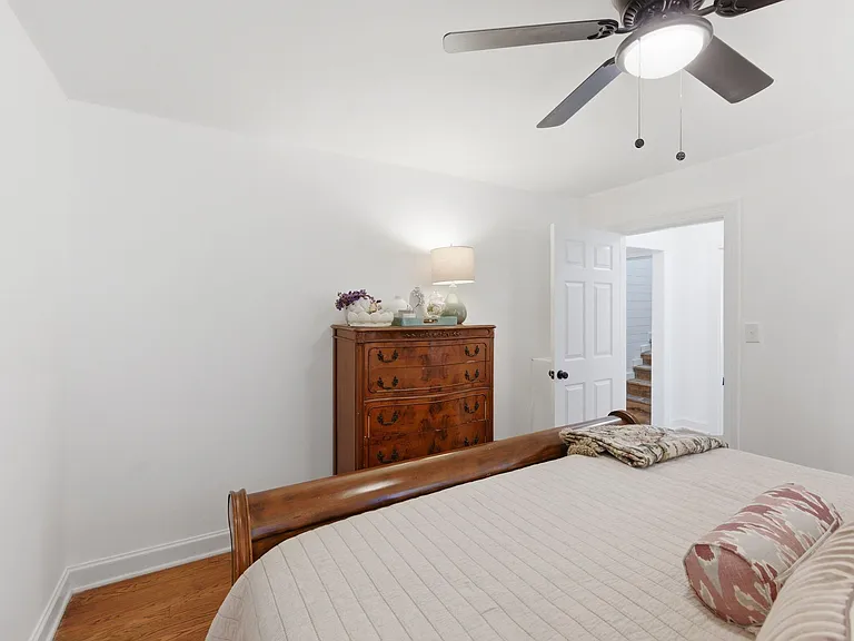 926 Idlewild Dr — Photo 11