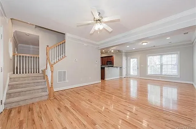 2 bed, 2.5 bath, 1500 sqft, $1,950 — Photo 4