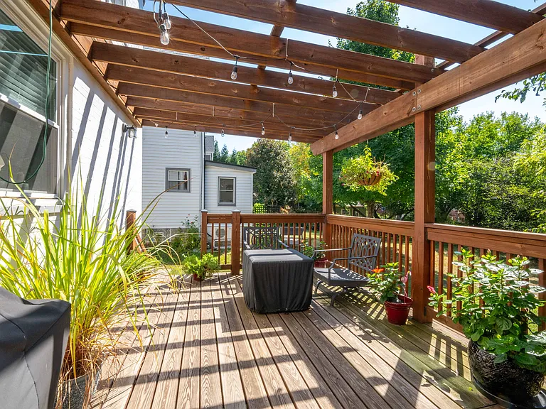 3105 Gloss Ave — Photo 46