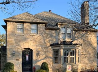 1949 Franklin St, Columbus, IN 47201
