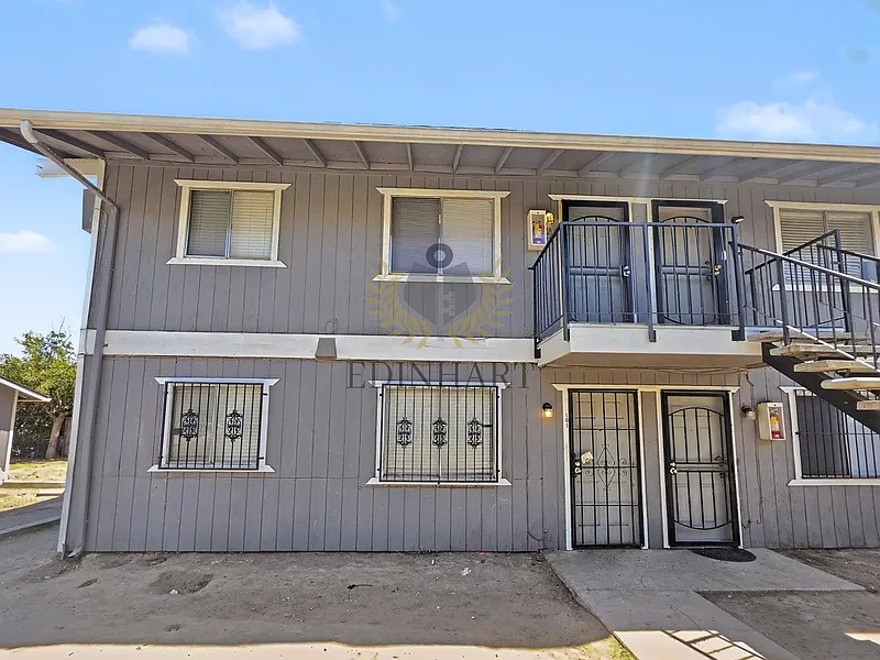 3 bed, 1.0 bath, 1000 sqft, $1,400 — Photo 2