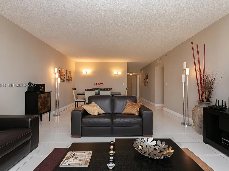 8855 Collins Ave #6F — Photo 7