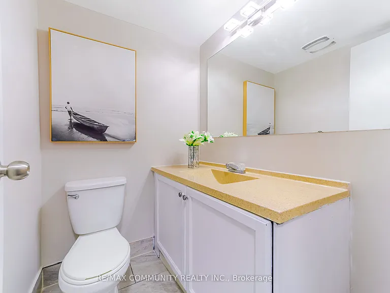 3380 Eglinton Ave E #511 — Photo 22