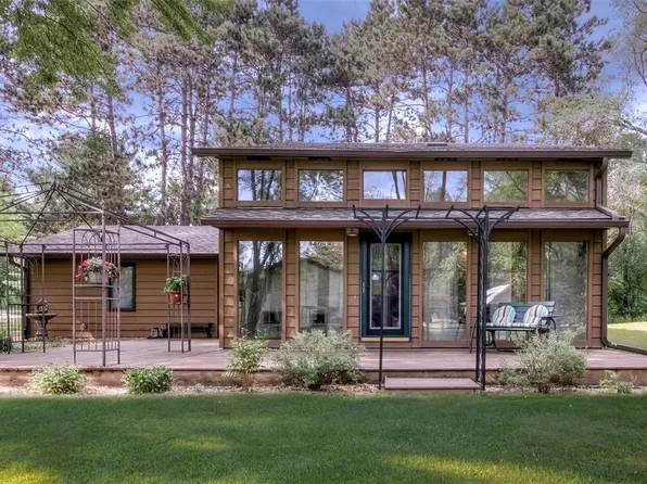 2229 Peterson Avenue, Eau Claire, WI 54703