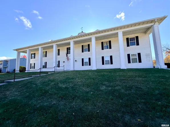 3438 W Villa Rdg APT A, Peoria, IL 61604