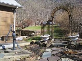 30 Main St, Califon, NJ 07830