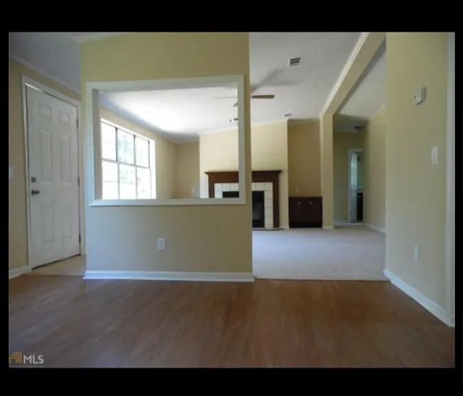 45 Grove Creek Dr — Photo 8