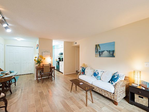 3rd image of 1401 S Palmetto Ave APT 303