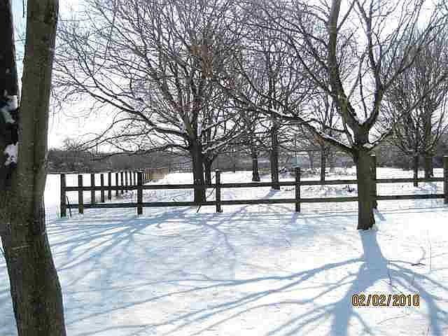 2nd image of 343 Hands Mill Rd