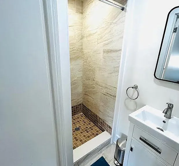 525 N Broad St — Photo 6