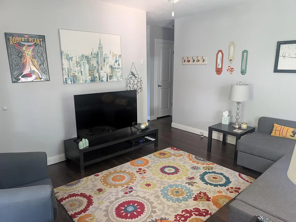 4308 Avenue G #B-1