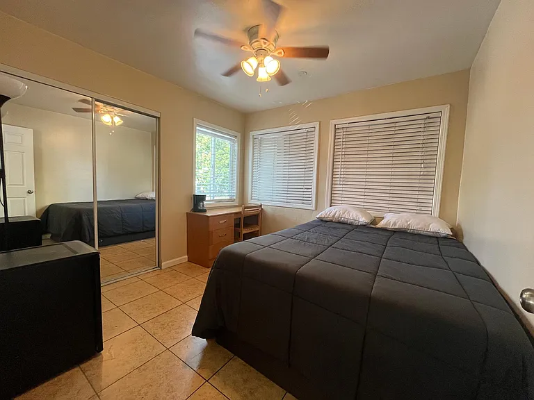 5800 Lindo Paseo #1 — Photo 3