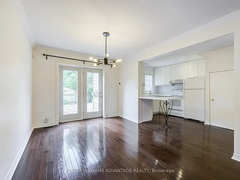 38 Hopedale Ave — Photo 16