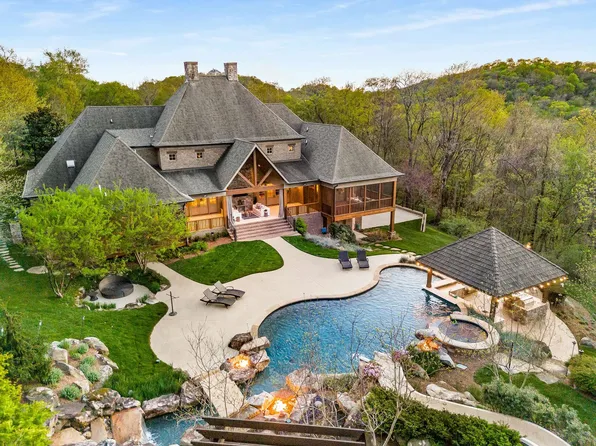 334 Lionheart Ct, Franklin, TN 37067