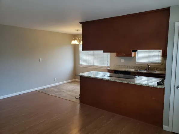 5503 Spinnaker Dr APT 4, San Jose, CA 95123