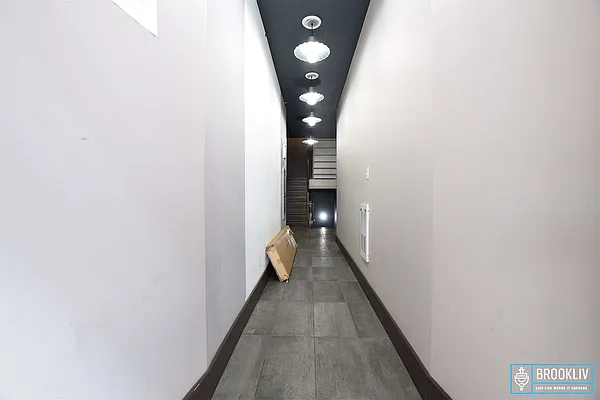 Rented by null | media 27