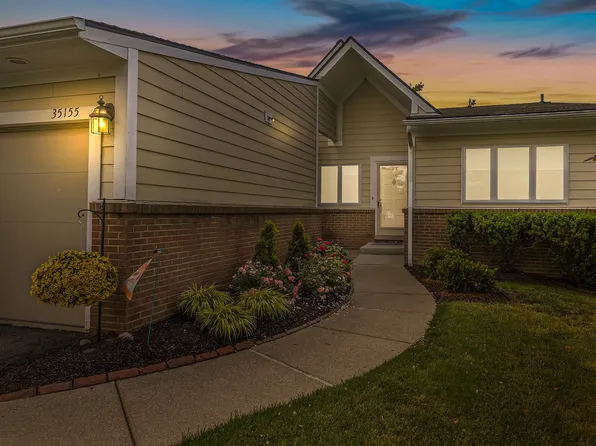 35155 Hillside Dr, Farmingtn Hls, MI 48335