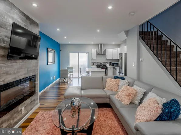 2649 S 73rd St, Philadelphia, PA 19153