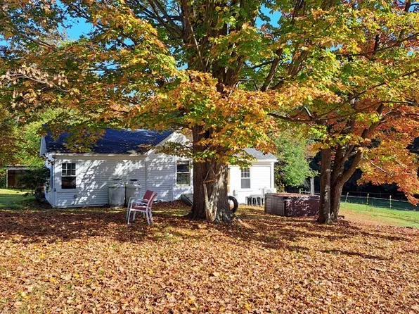 135 Thayer Rd, New Ipswich, NH 03071