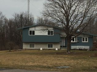 1181 Dunkery Ct, Sycamore, IL 60178