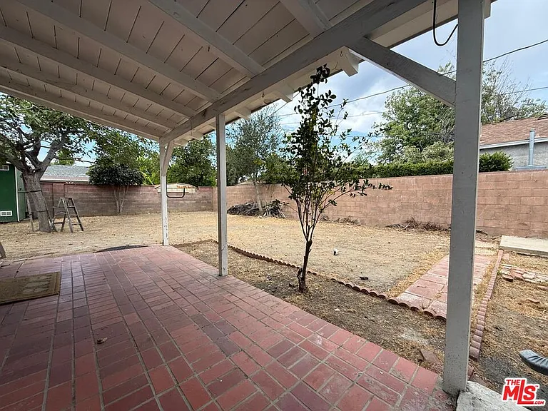 15133 Blackhawk St — Photo 28