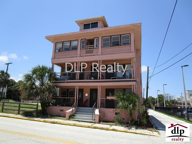 1st image of 707 Harvey Ave APT 3