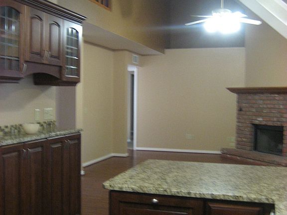 Family room, vaulted ceilings