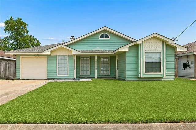 3 bed, 2.0 bath, 1420 sqft, $1,600 — Photo 1