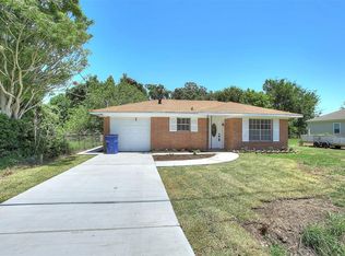 110 S Texas St, Texas City, TX 77591