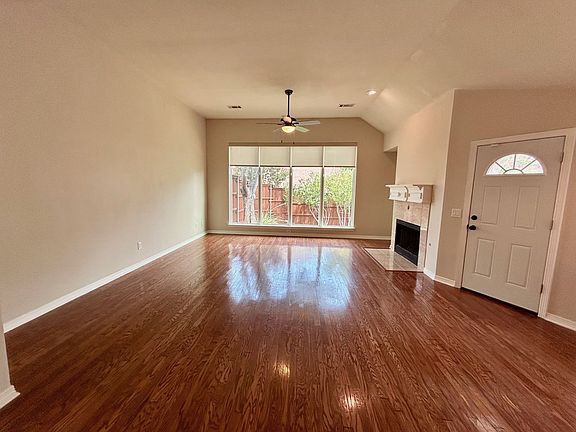 5th image of 409 Crestview Point Dr