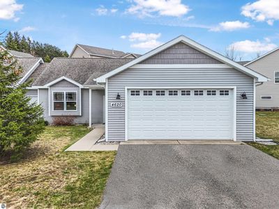 4620 Black Bear Dr, Traverse City, MI, 49685