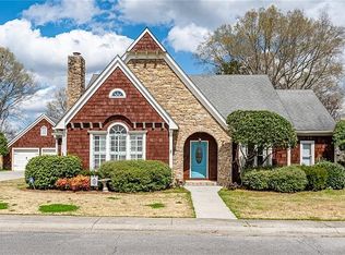 2 Stonegable Dr NW, Rome, GA 30165